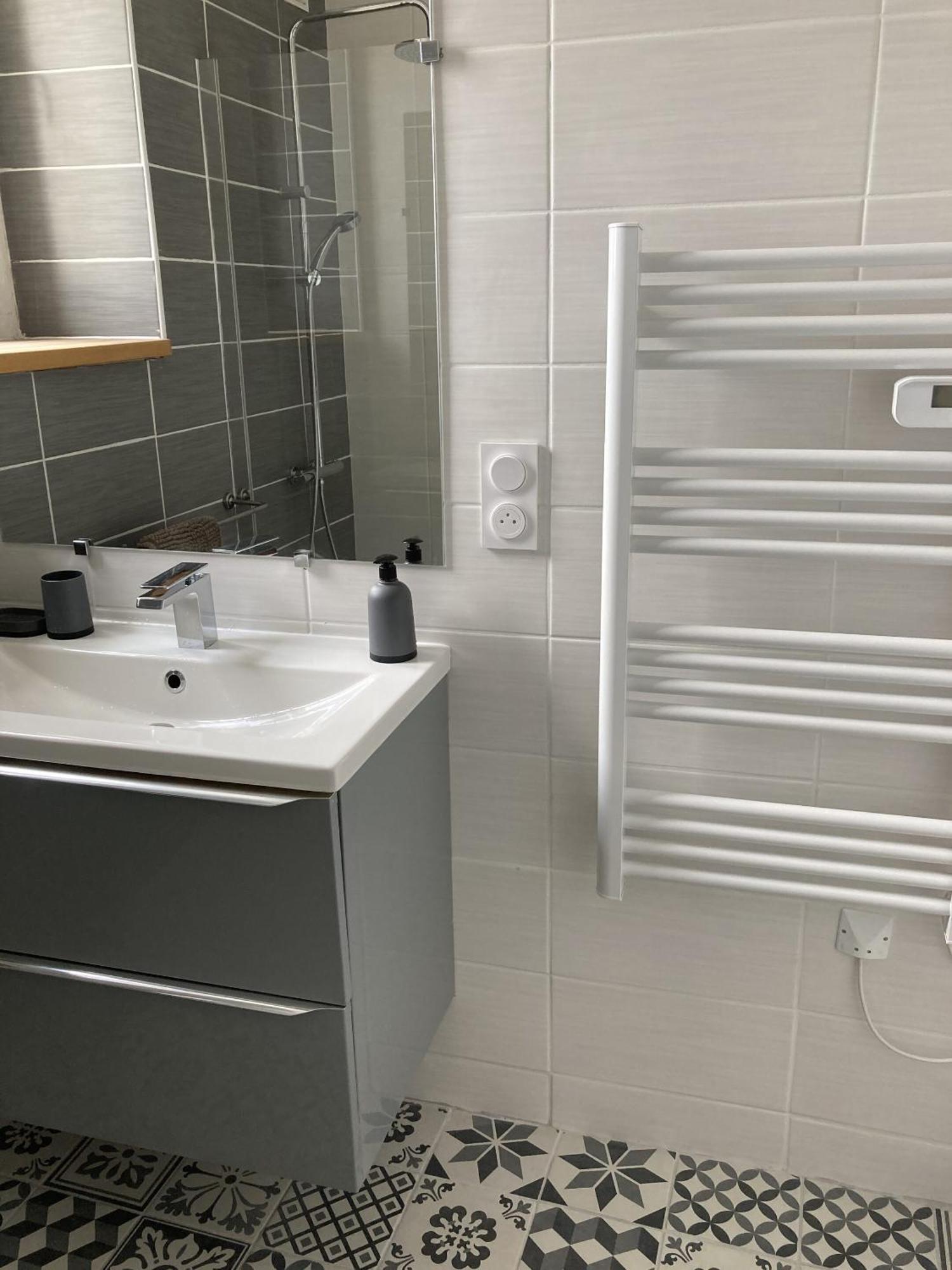 Location Appartement Des Pyrenees Borderes-sur-l'Echez Quarto foto