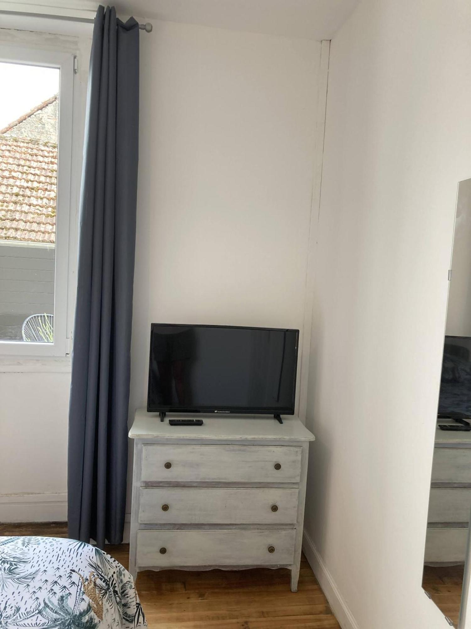 Location Appartement Des Pyrenees Borderes-sur-l'Echez Quarto foto