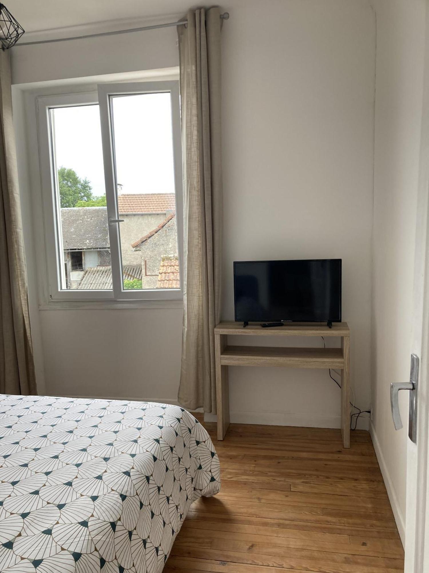 Location Appartement Des Pyrenees Borderes-sur-l'Echez Quarto foto
